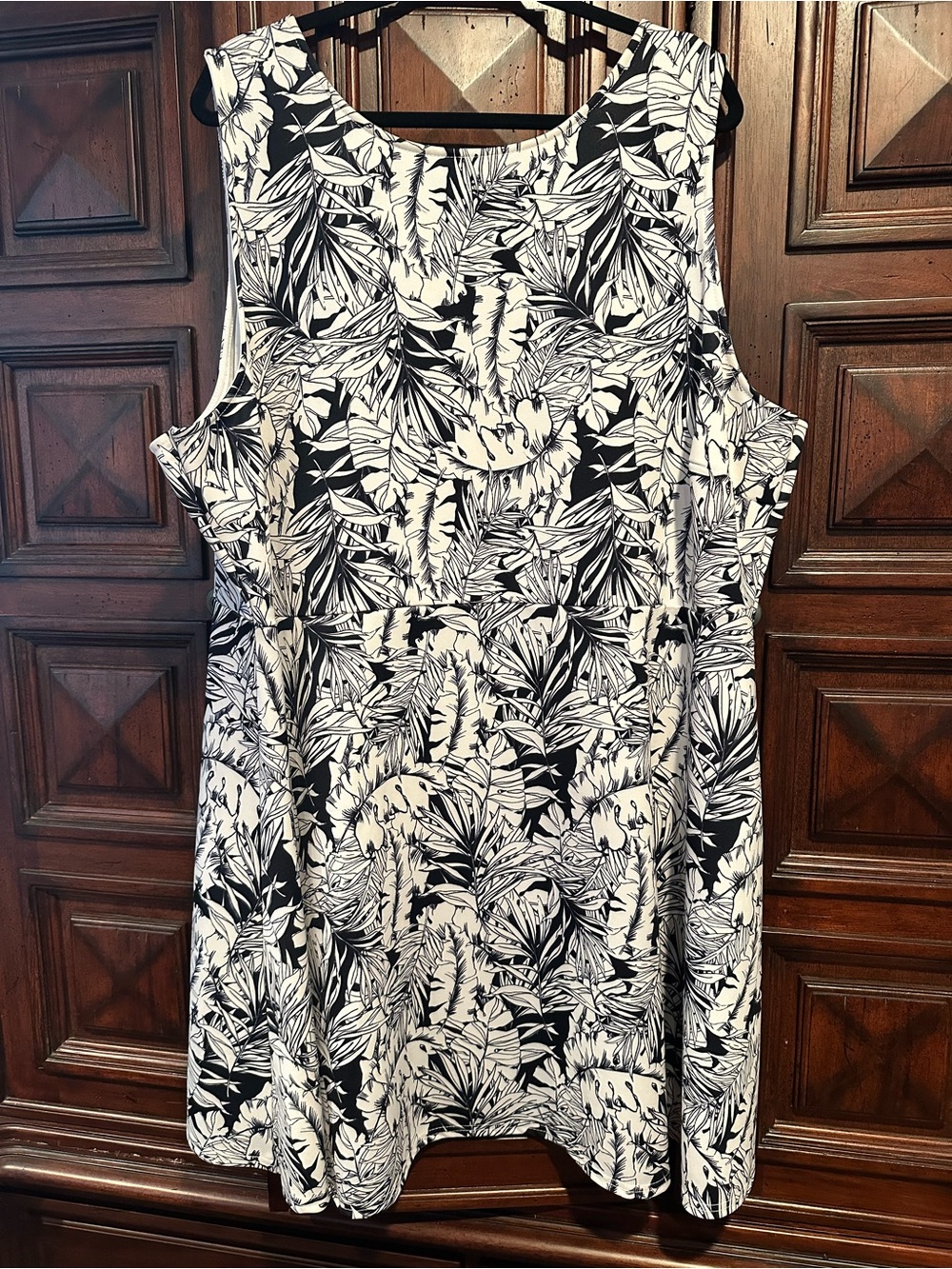 28 Simply Be Black & White Tropical-Print Tank dress full skirt stretchy
